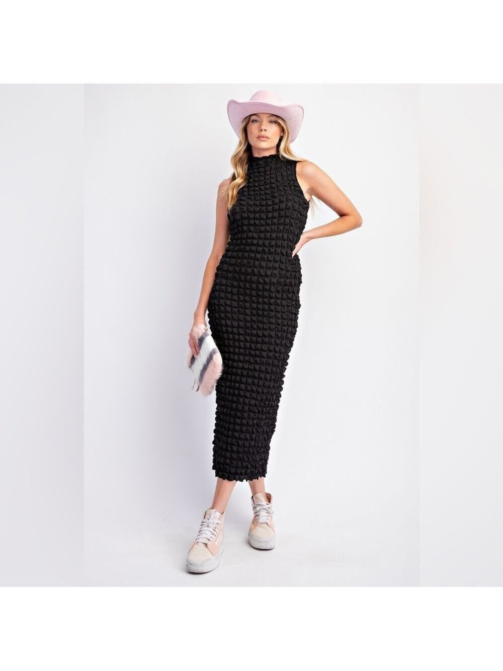 Easel Black Textured Sleeveless Maxi Dress